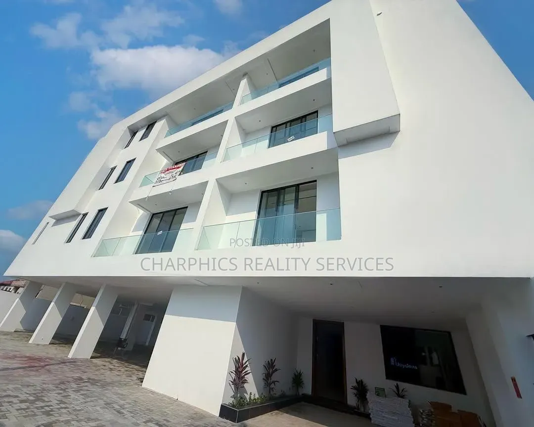 2bdrm Apartment in Victoria Island Extension for sale in Victoria Island Extension