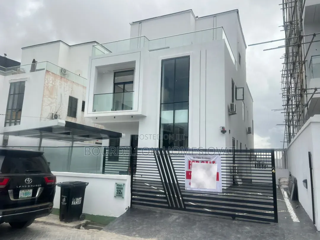 5bdrm Duplex in Osapa London Lekki for sale in Osapa london