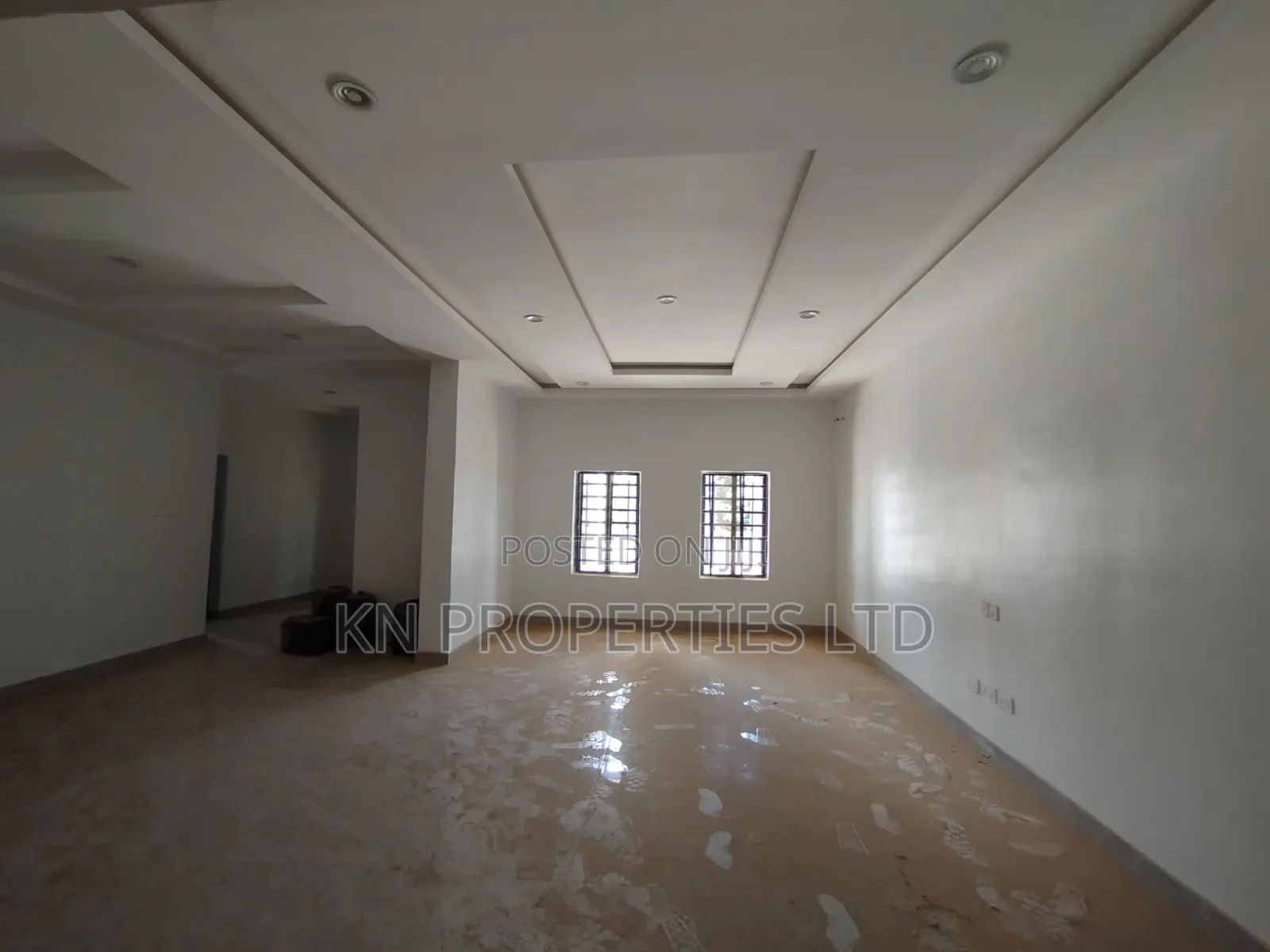 3bdrm Block of Flats in Guzape for sale in Guzape District