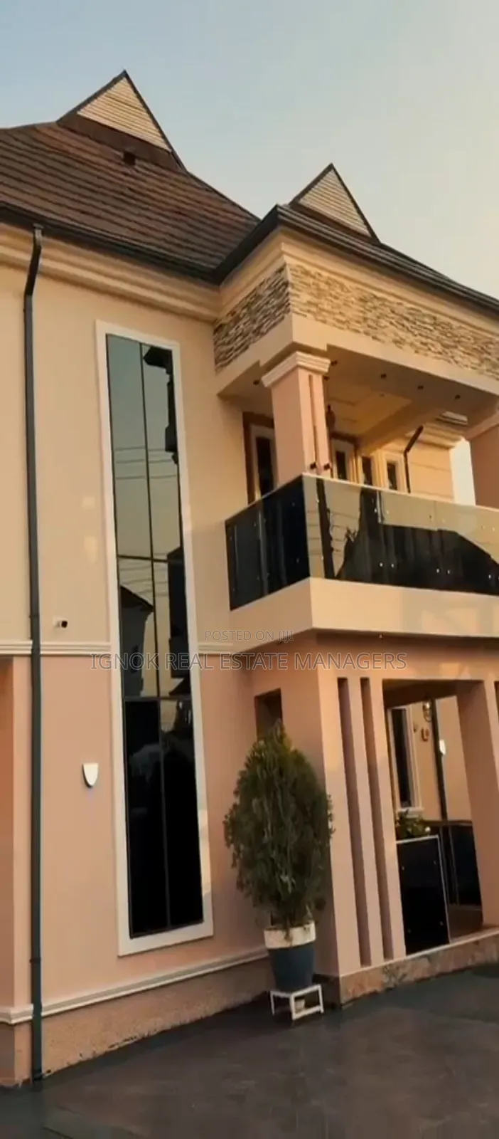 Furnished 5bdrm Duplex in Apo Resettlement for sale in Apo Resettlement