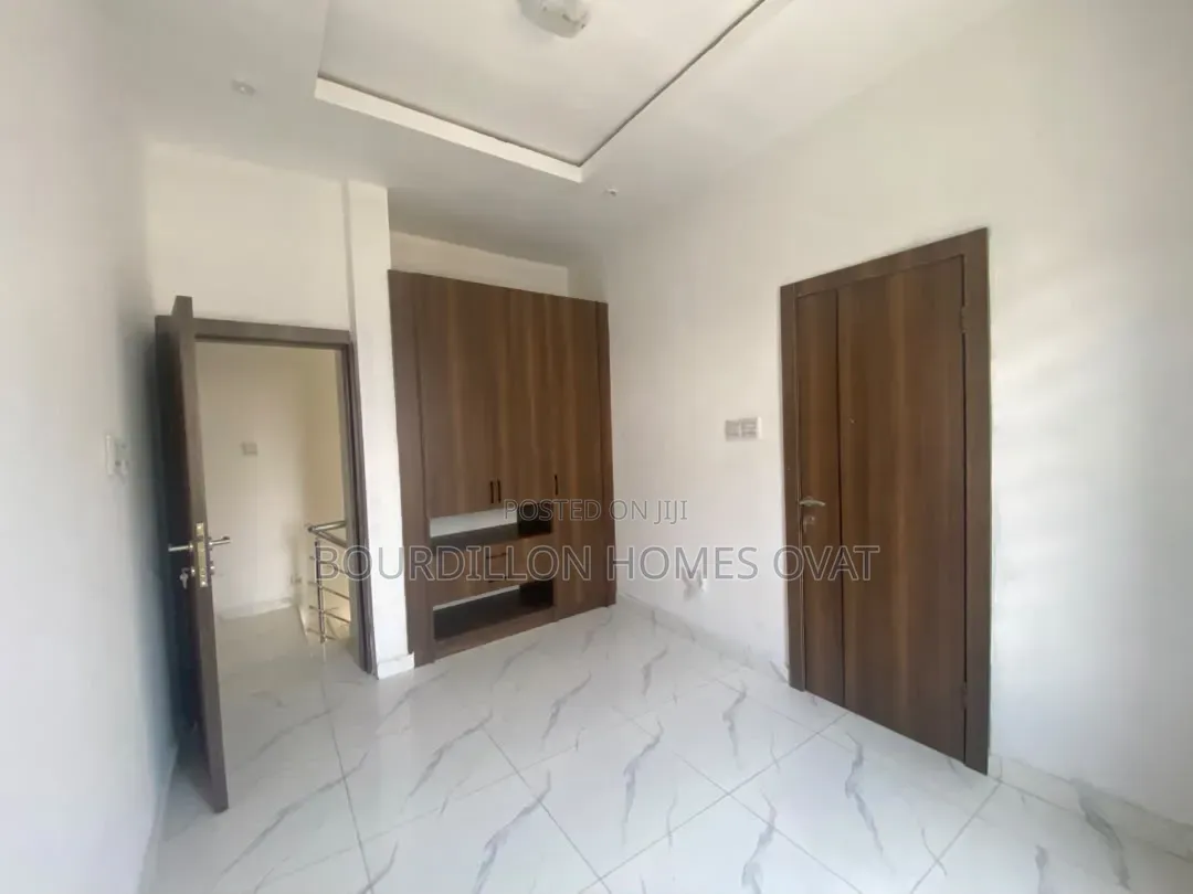 2bdrm Duplex in Ikate Lekki Lagos for rent in Ikate