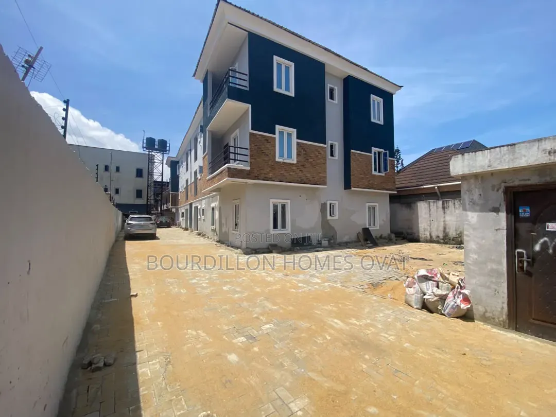 3bdrm Apartment in Ikate Lekki Lagos for rent in Ikate