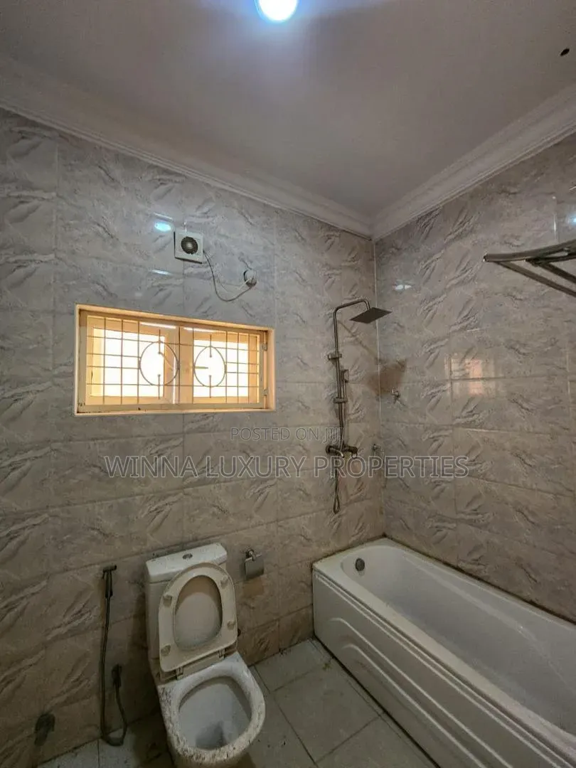 3bdrm Apartment in Paradise Estate, Life Camp for rent in Life Camp