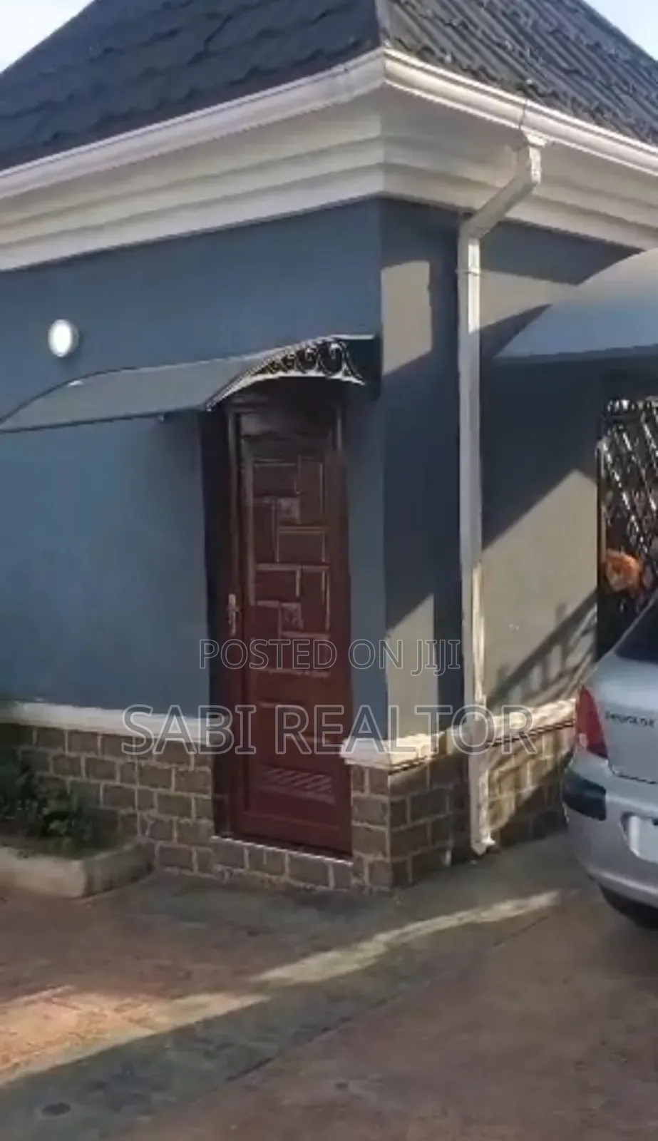 Furnished 6bdrm Duplex in Onjmaba Eatate, Igando / Ikotun/Igando in Igando / Ikotun/Igando