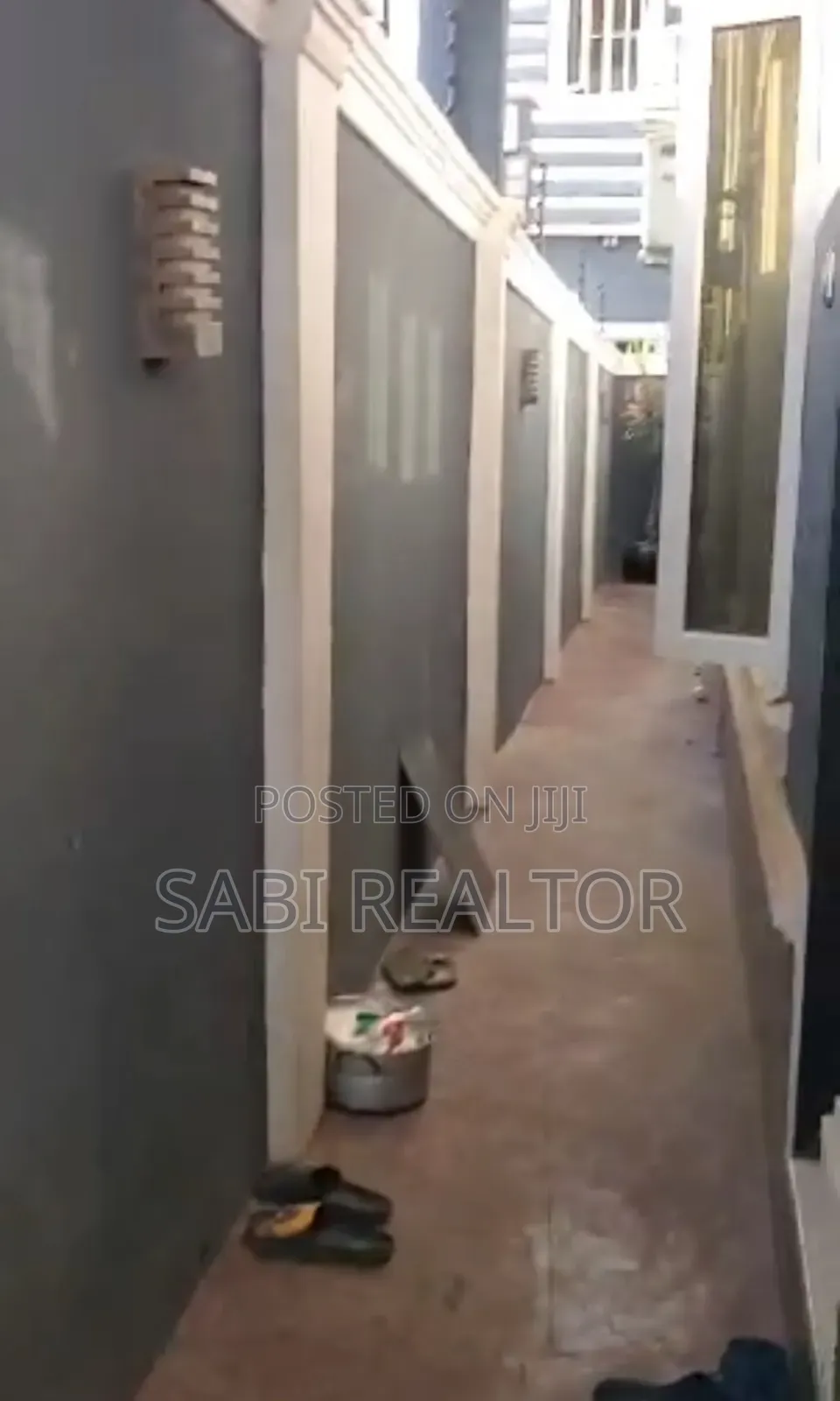Furnished 6bdrm Duplex in Onjmaba Eatate, Igando / Ikotun/Igando in Igando / Ikotun/Igando