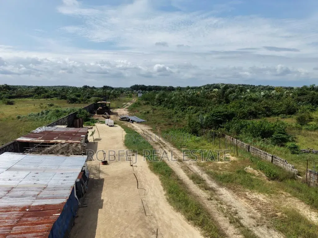 Prime Acreage for Quick Grab! in Idi-Orogbo