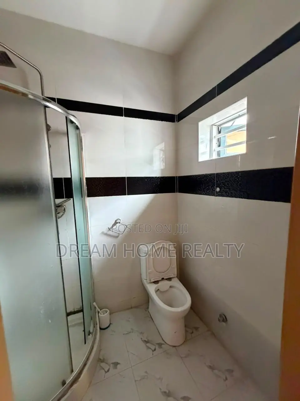 Mini Flat in Lekki Phase 2 for rent in Lekki Phase 2