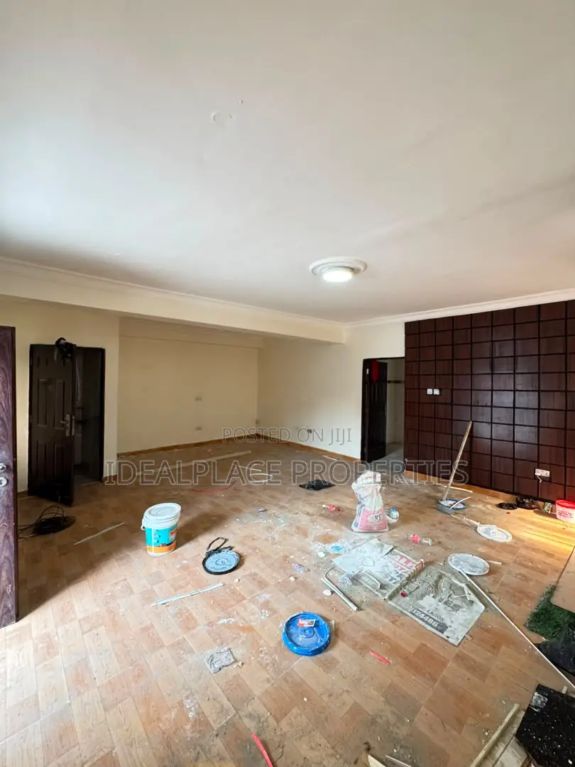 4bdrm Duplex in Surulere for sale in Surulere
