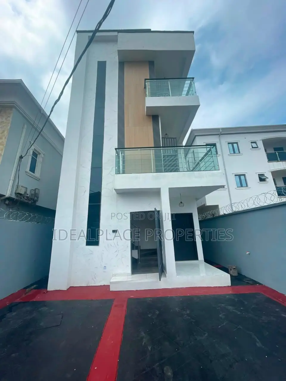 3bdrm Apartment in Gbagada for sale in Gbagada