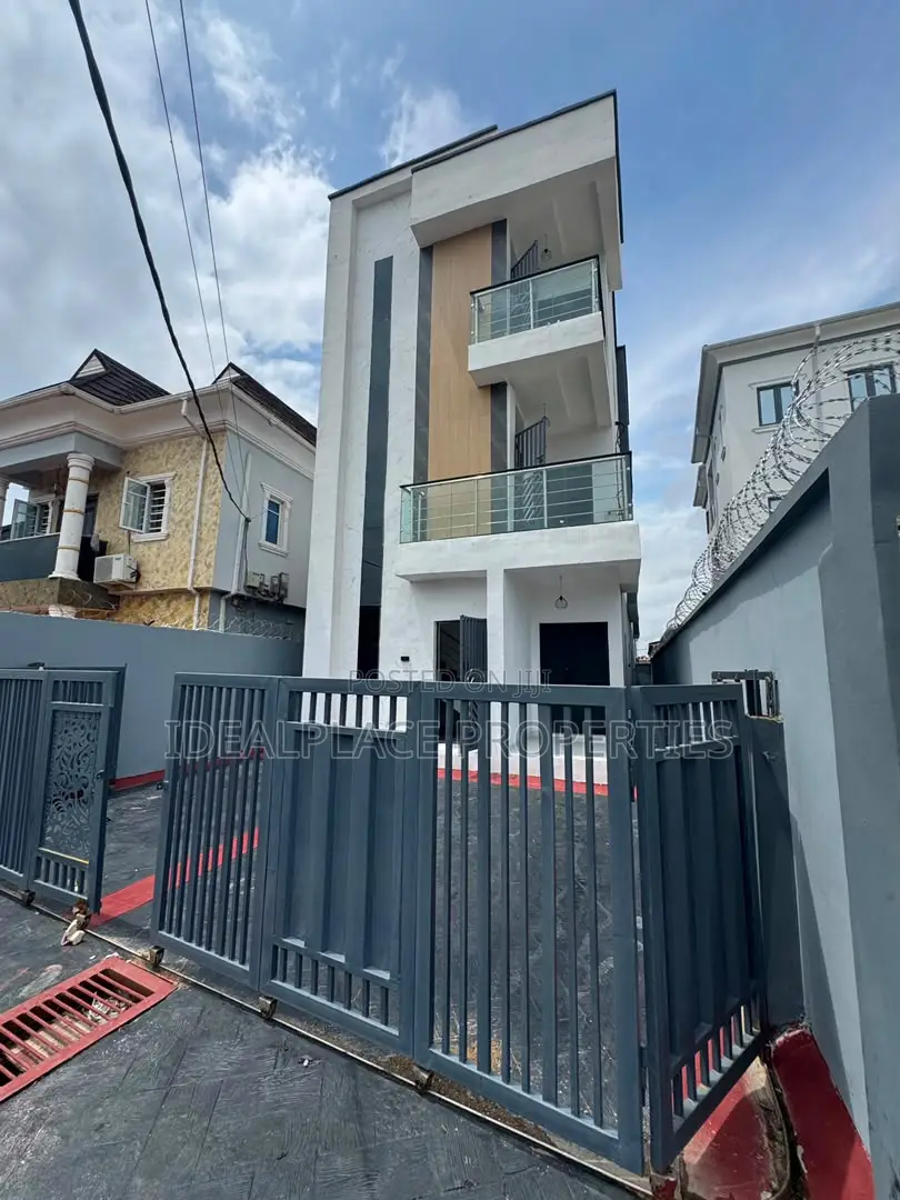 3bdrm Apartment in Gbagada for sale in Gbagada