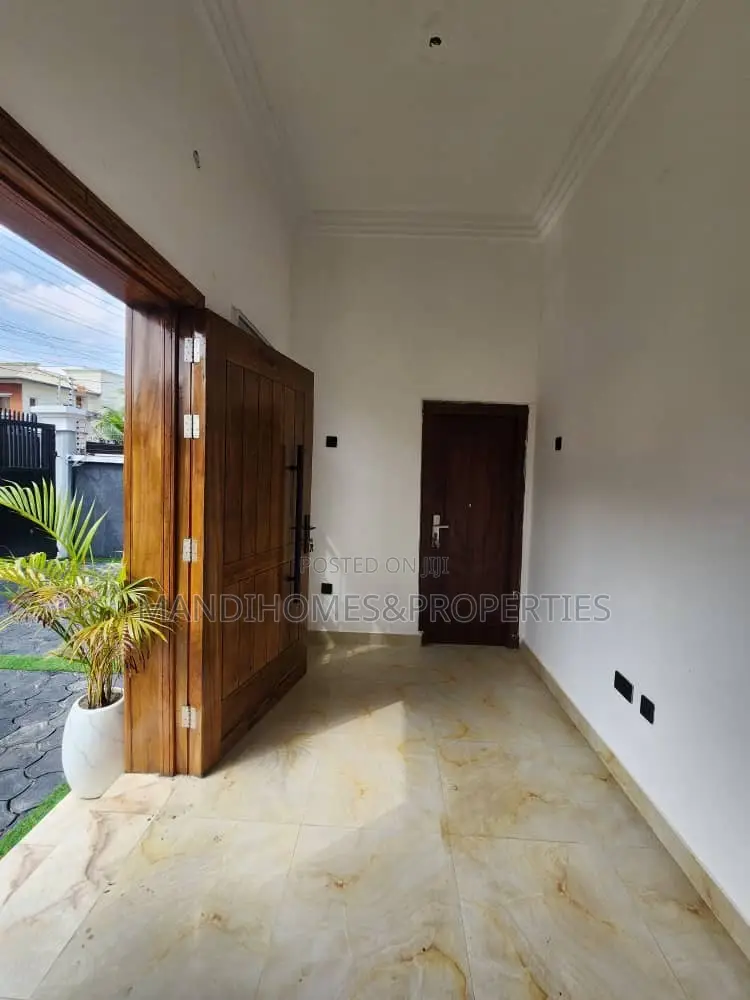 5bdrm Duplex in Lekki for sale in Lekki