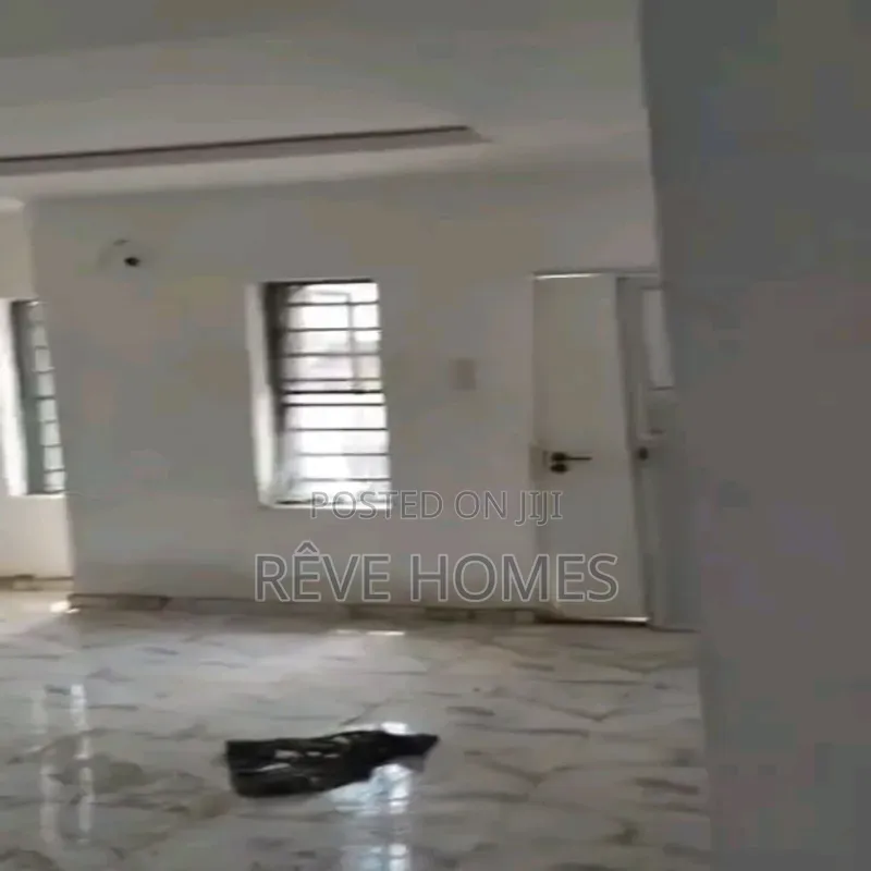 2bdrm Block of Flats in Alagomeji for rent in Alagomeji