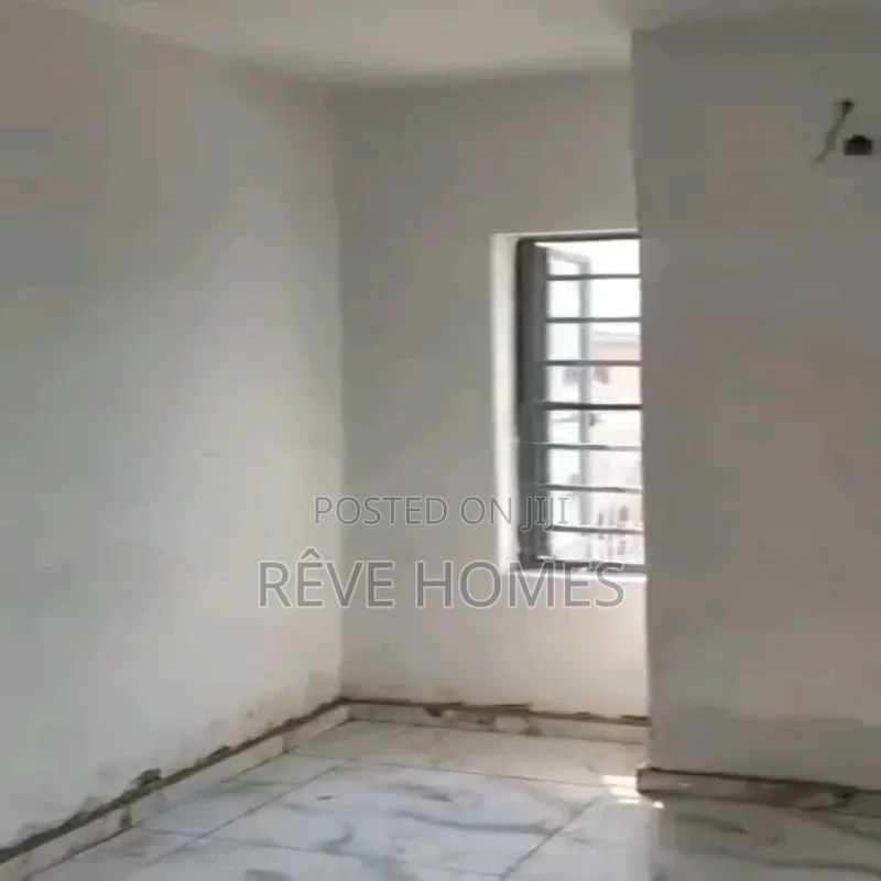 2bdrm Block of Flats in Alagomeji for rent in Alagomeji