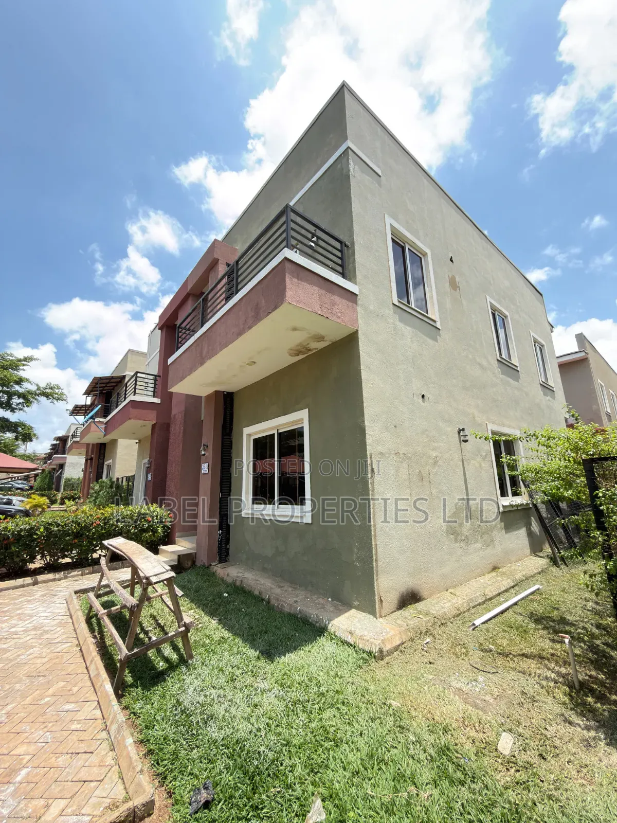 2bdrm Duplex in Urban Shelter Homes for sale in Lokogoma