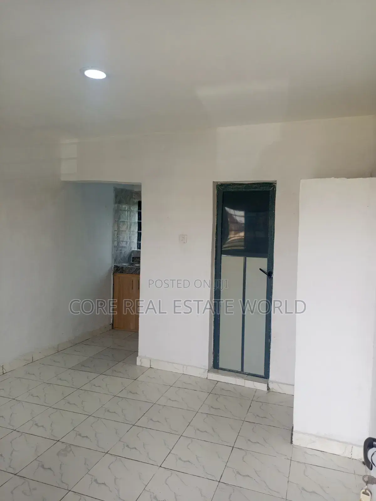 Brand New Spacious Selfcon With 24/7 Solar Power in Elemoro