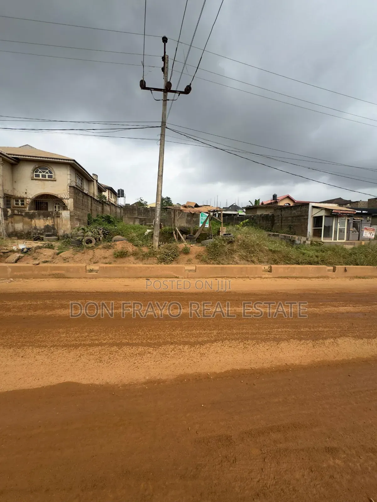 600 SQM Commercial Land for Sale at Akala Akobo Major Road in Akobo