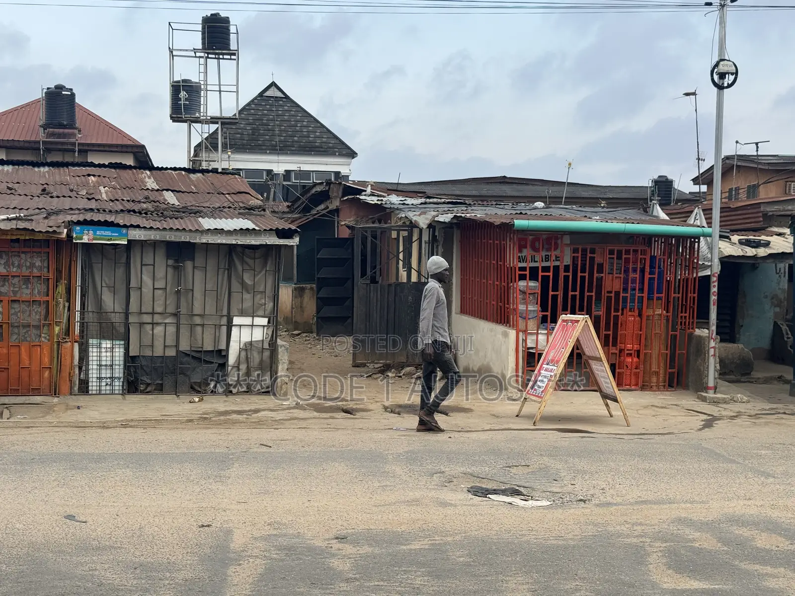 1bdrm Condo in Mobile Bustop, Oke-Ira / Ogba for sale in Oke-Ira / Ogba