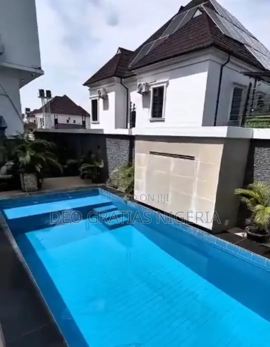 4bdrm Duplex in Voice Of Nigeria, FHA for sale in FHA