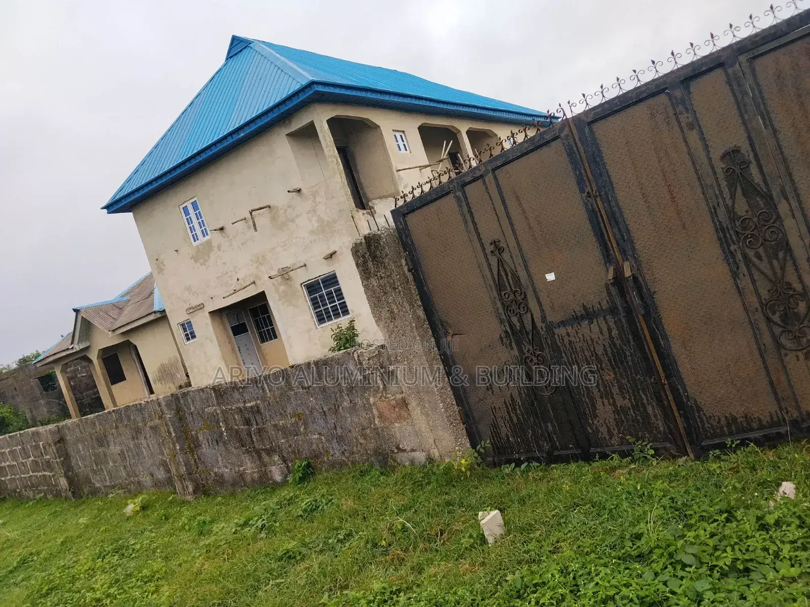 4bdrm Duplex in Ado-Odo/Ota for sale in Ado-Odo/Ota
