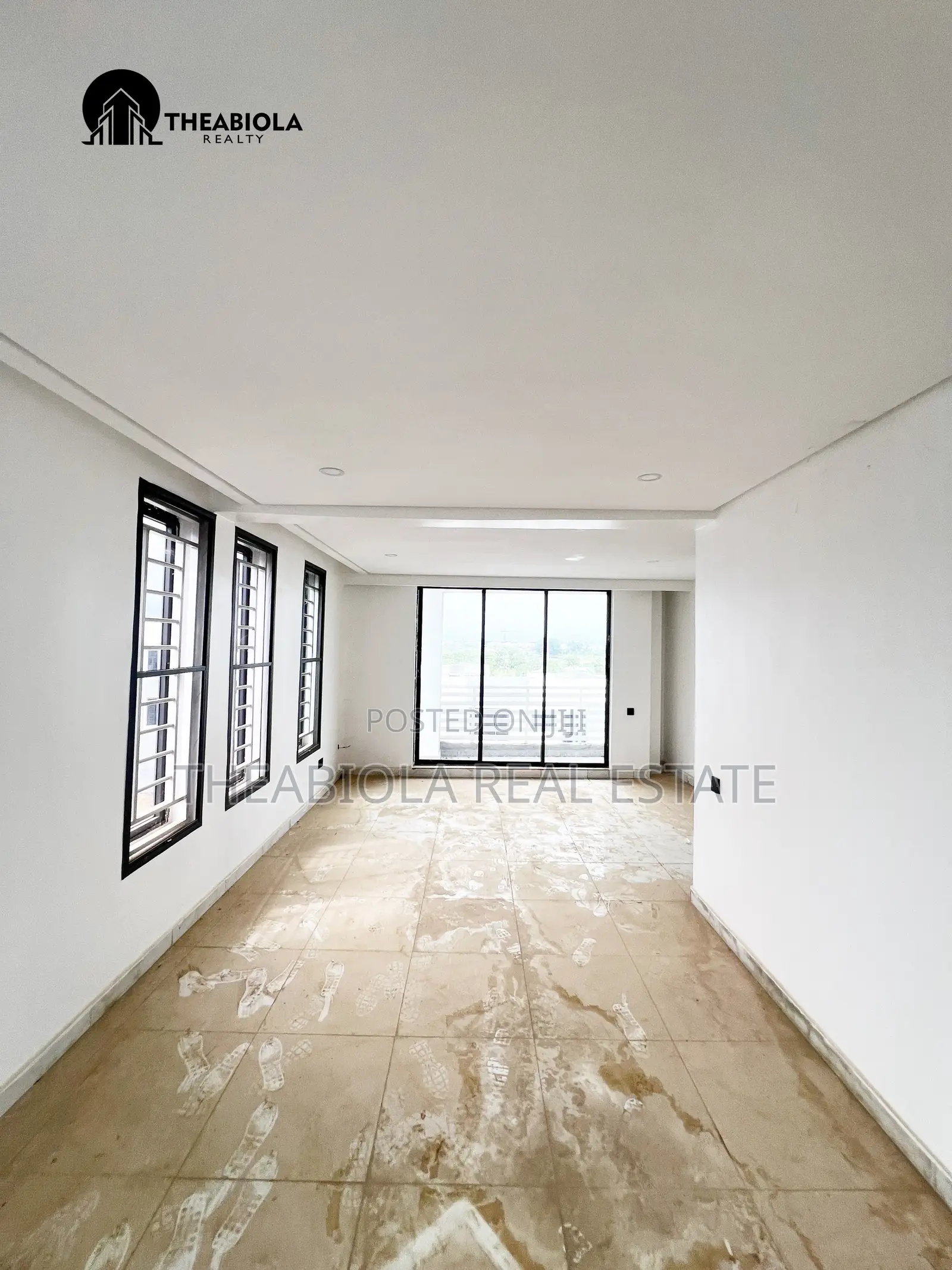 5bdrm Townhouse/Terrace in Jabi Extension, for sale in Jabi