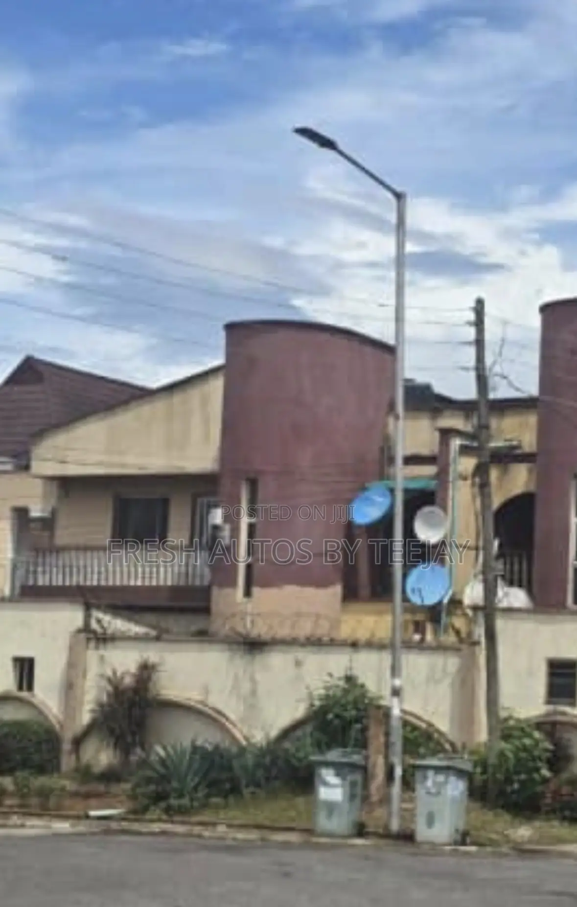 Land With Old Structure for Sale in Omole Phase2 Estate in Omole Phase 2