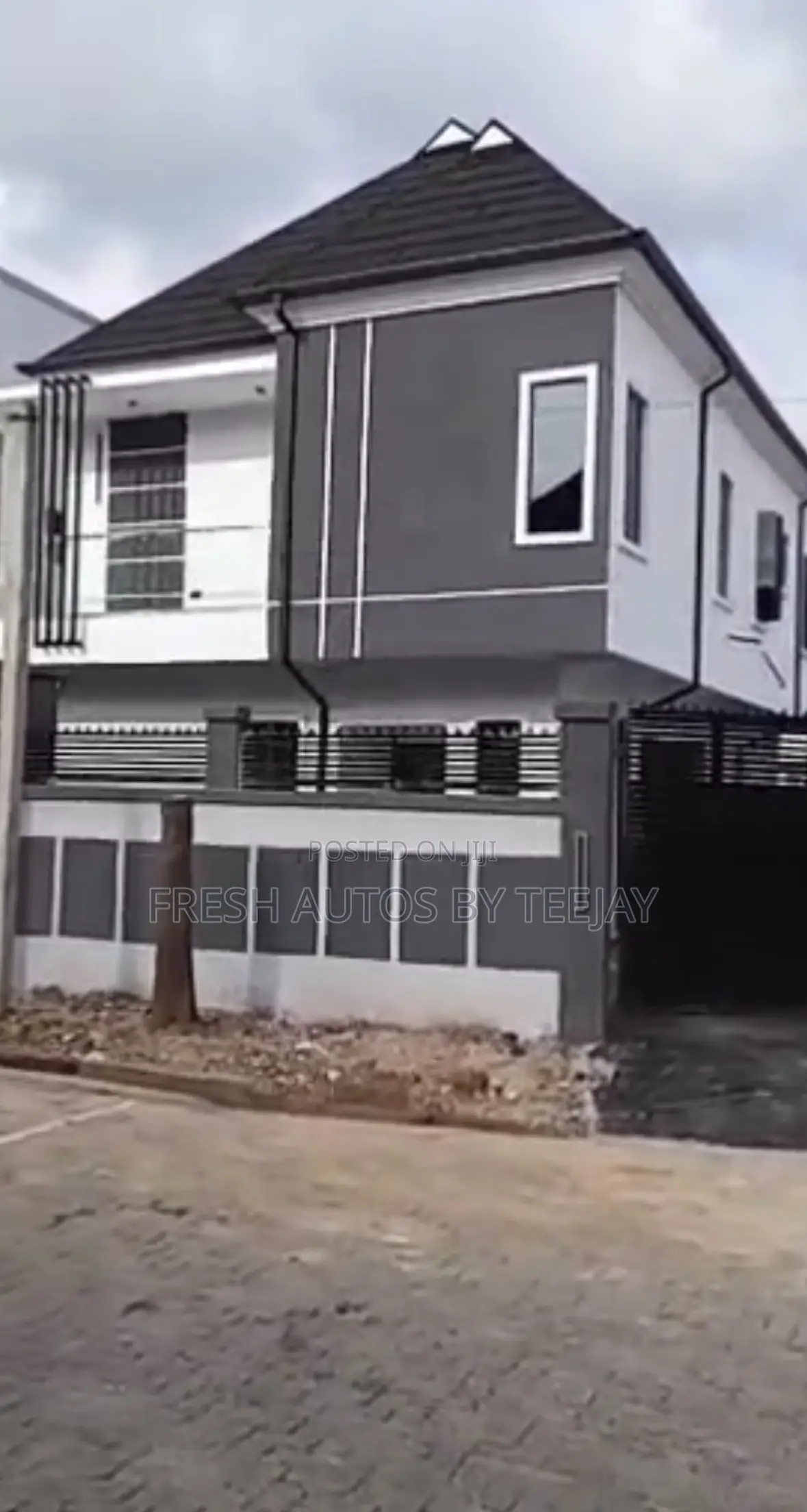 4bdrm Duplex in Magodo Phase1 Estate for sale in Magodo