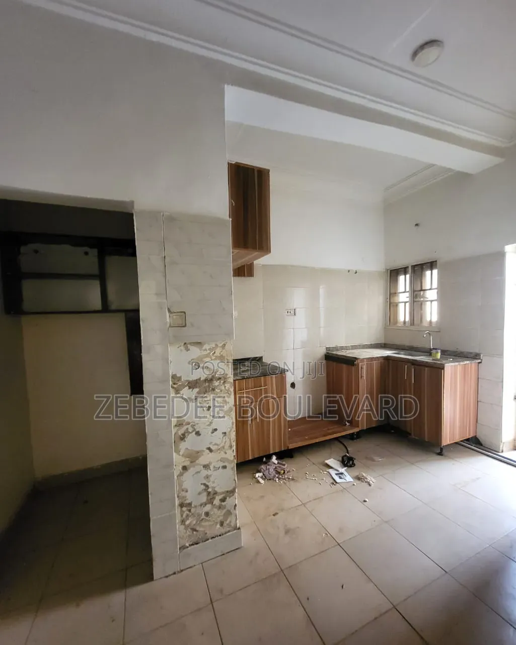 3bdrm Block of Flats in Kaura for rent in Kaura