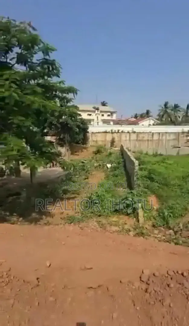 1100sqm, Residential, FCDA C of O and Tarred Road in Maitama