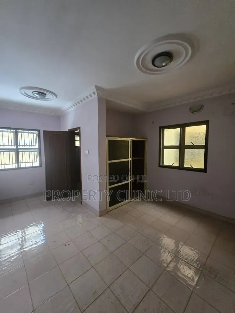 4bdrm Duplex in Omole Phase 2 for rent in Omole Phase 2