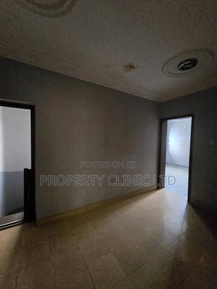 4bdrm Duplex in Omole Phase 2 for rent in Omole Phase 2