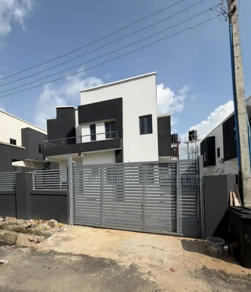 5bdrm Duplex in Galadimawa for sale in Galadimawa