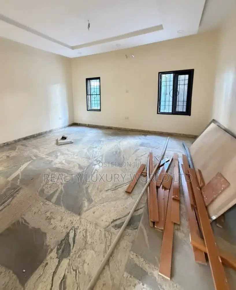 5bdrm Duplex in Galadimawa for sale in Galadimawa