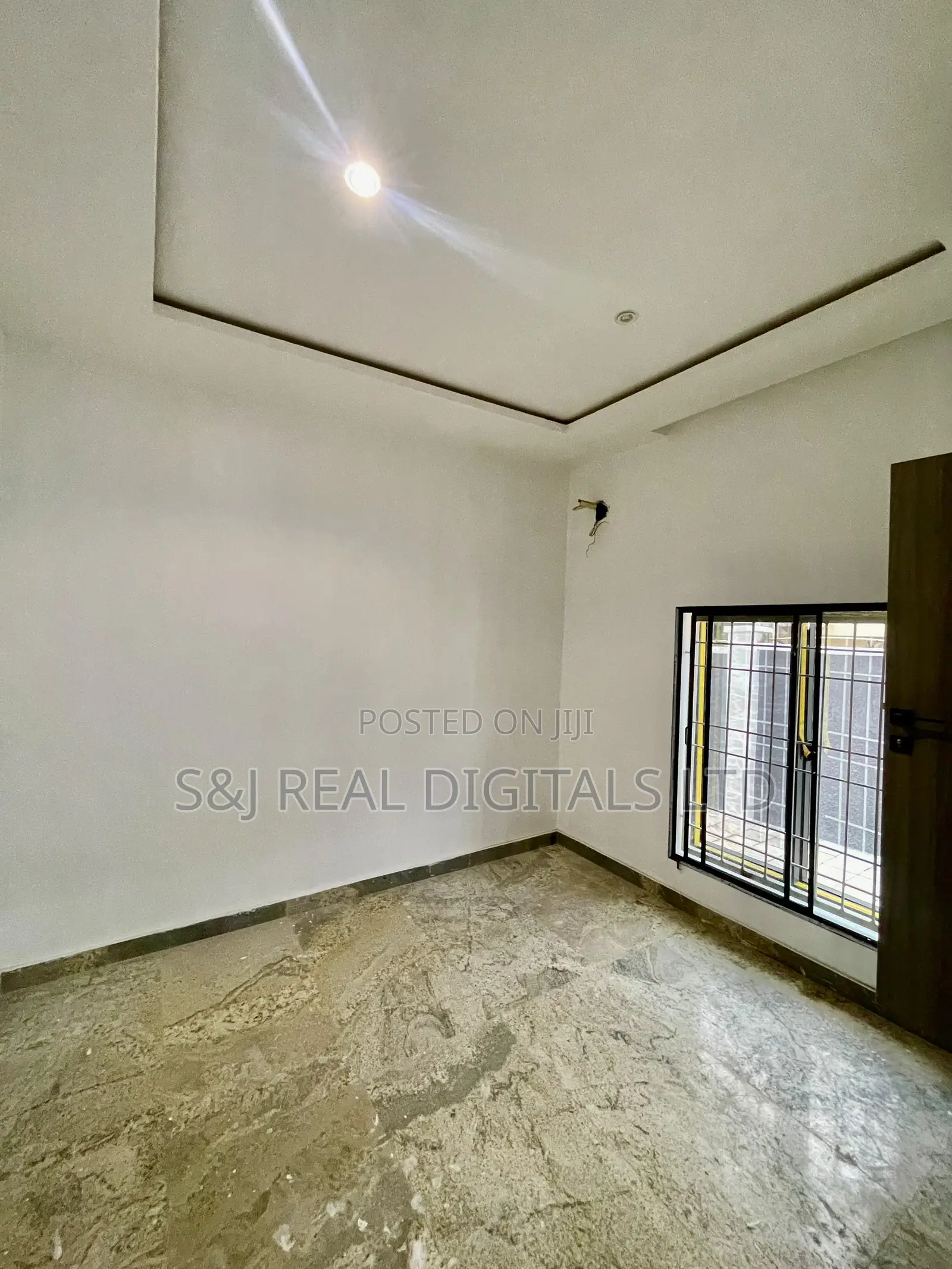 5bdrm Duplex in Life Camp for sale in Life Camp