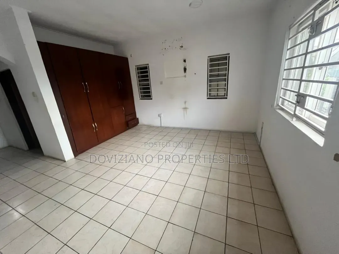 4bdrm Duplex in Awolowo Road for rent in Awolowo Road