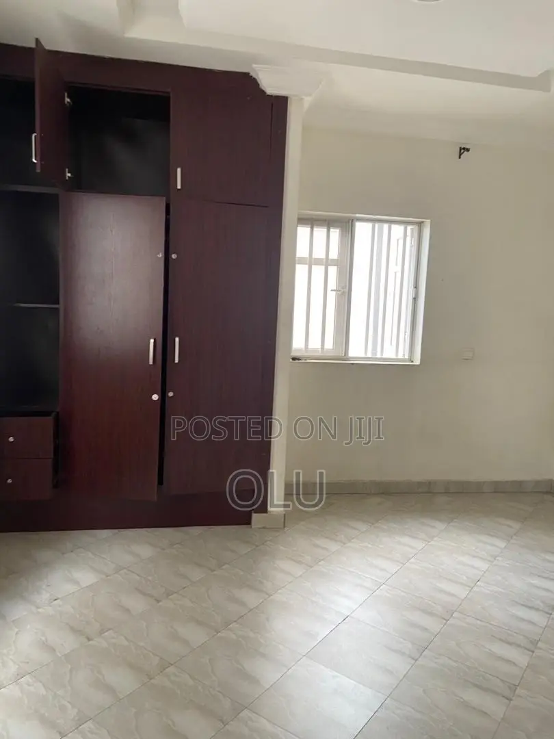 Furnished 3bdrm Block of Flats in Millennium Estate, Millenuim/UPS in Millenuim/UPS