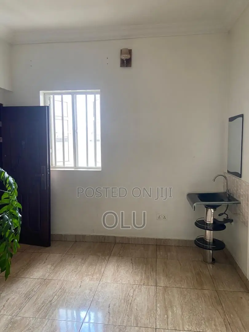 Furnished 3bdrm Block of Flats in Millennium Estate, Millenuim/UPS in Millenuim/UPS