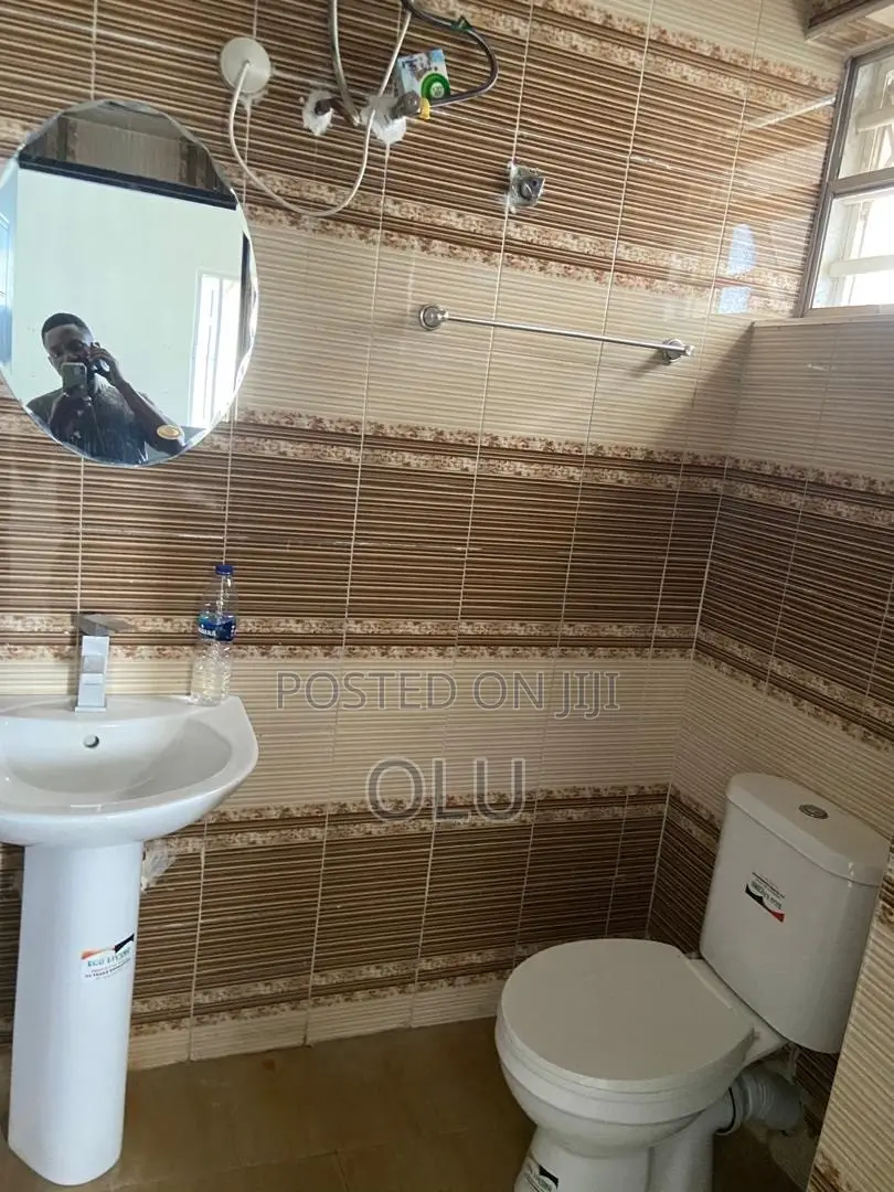 Furnished 3bdrm Block of Flats in Millennium Estate, Millenuim/UPS in Millenuim/UPS