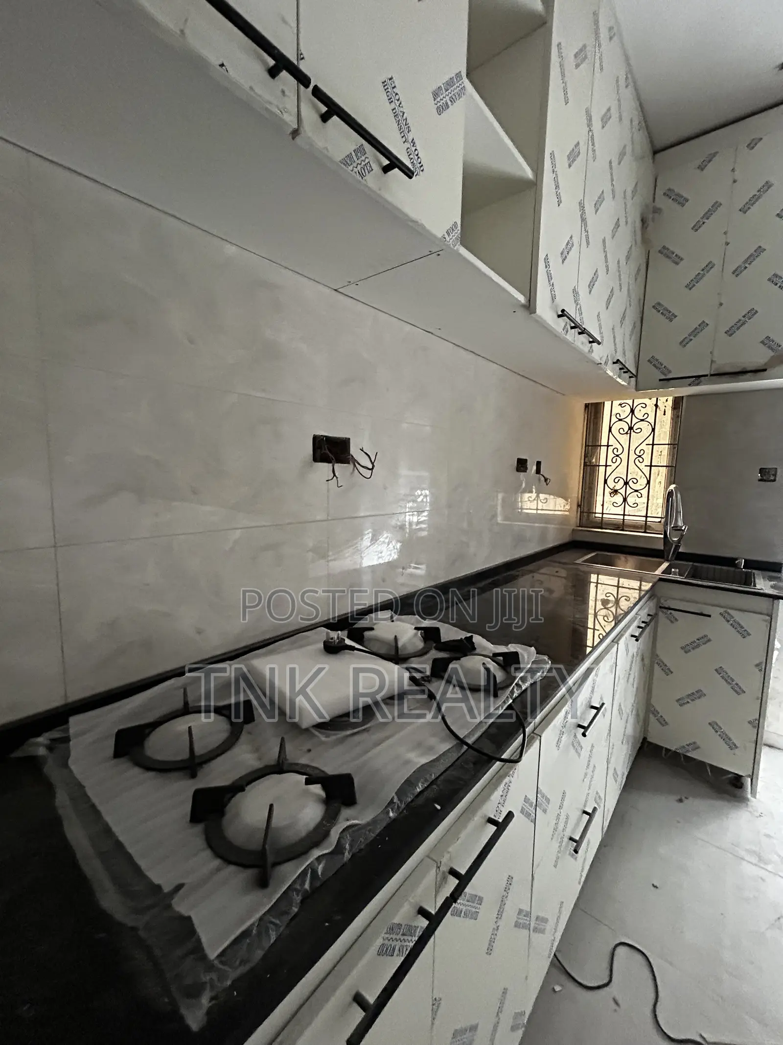 Furnished 3bdrm Townhouse / Terrace in Paradise, Katampe for rent in Katampe