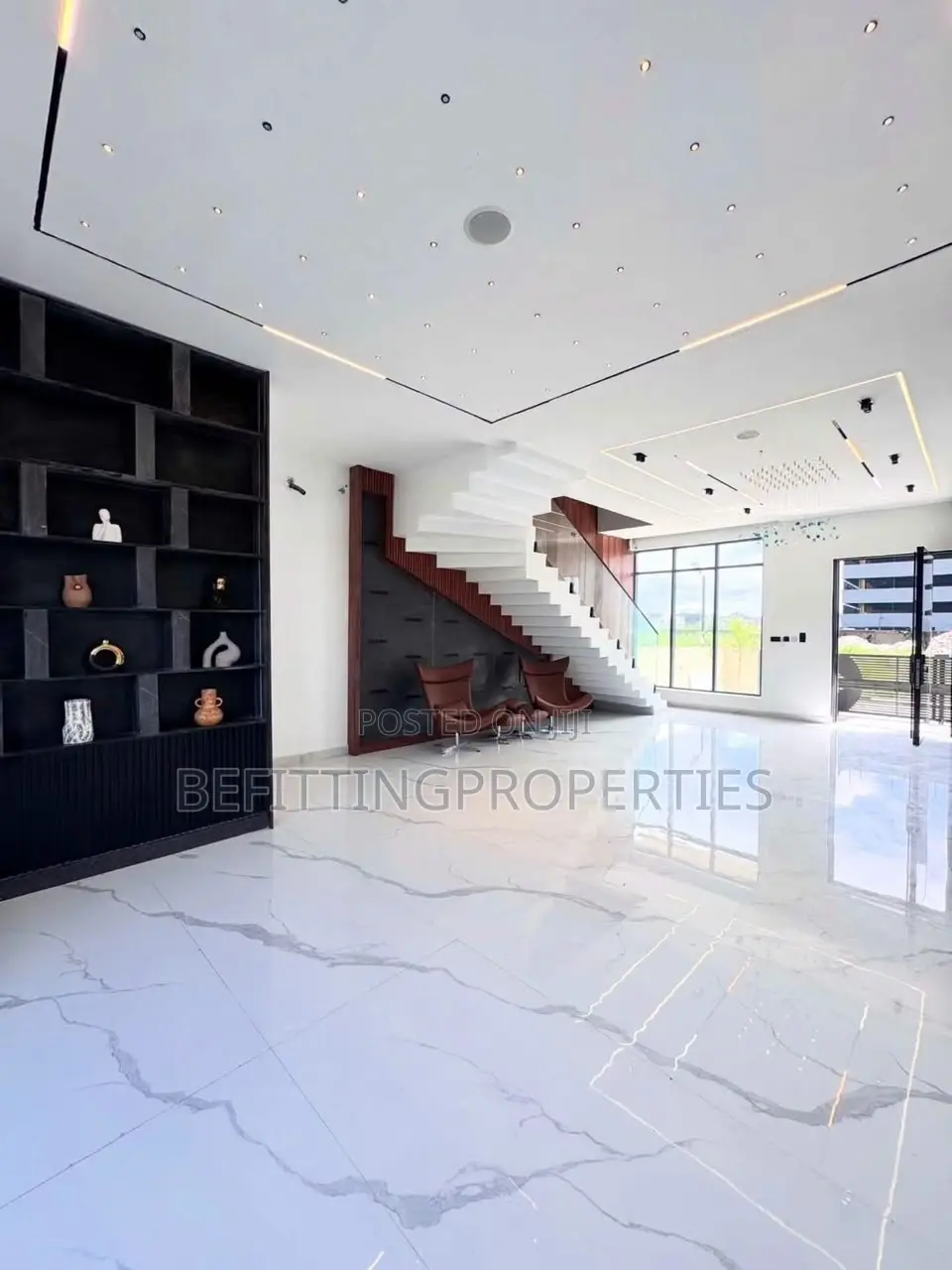 5bdrm Duplex in Lekki for sale in Lekki