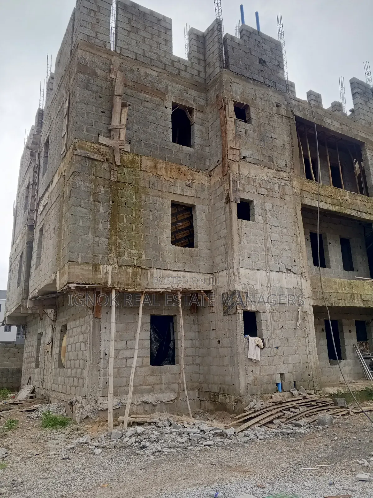 3bdrm Block of Flats in Berger Lifecamp, Dape for sale in Dape