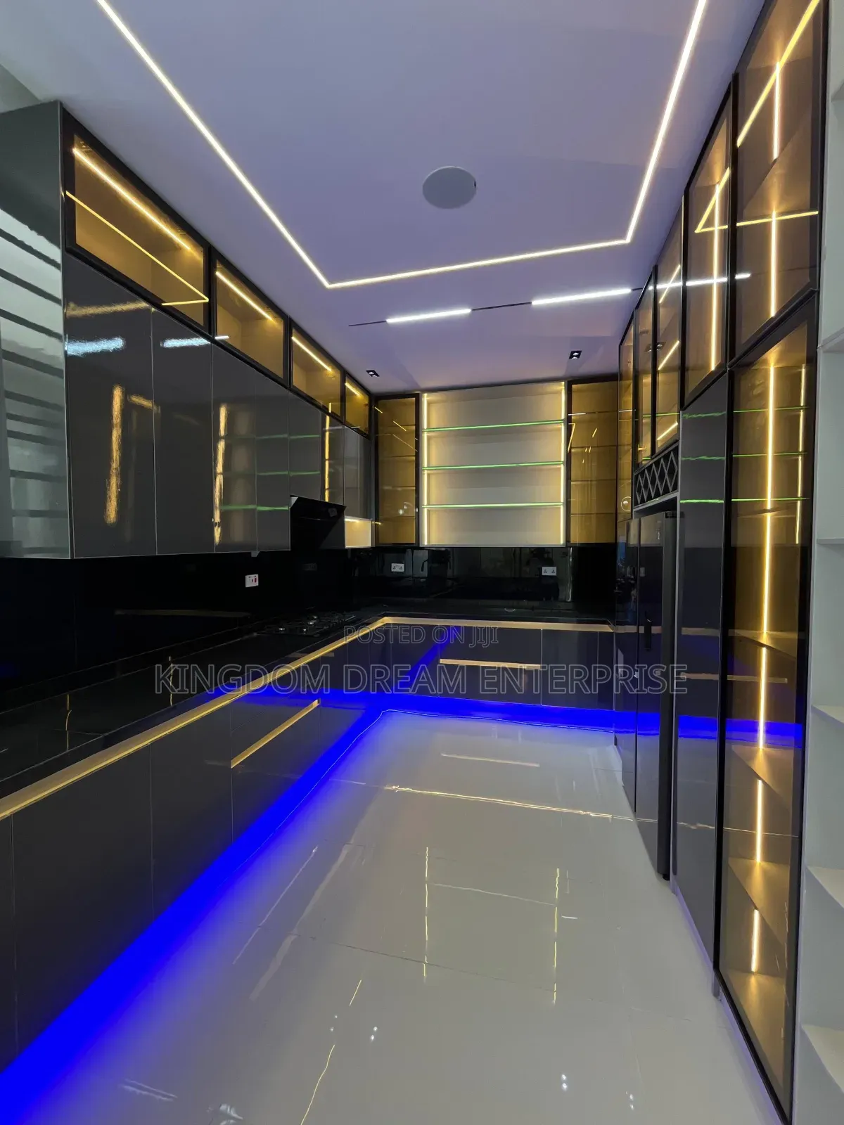5bdrm Duplex in Orchid Lekki Lagos for sale in Lekki Expressway