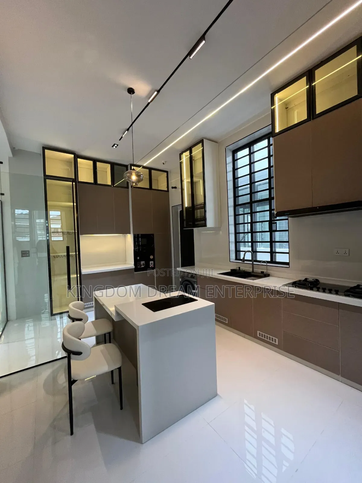 5bdrm Duplex in Orchid Lekki Lagos for sale in Lekki Expressway