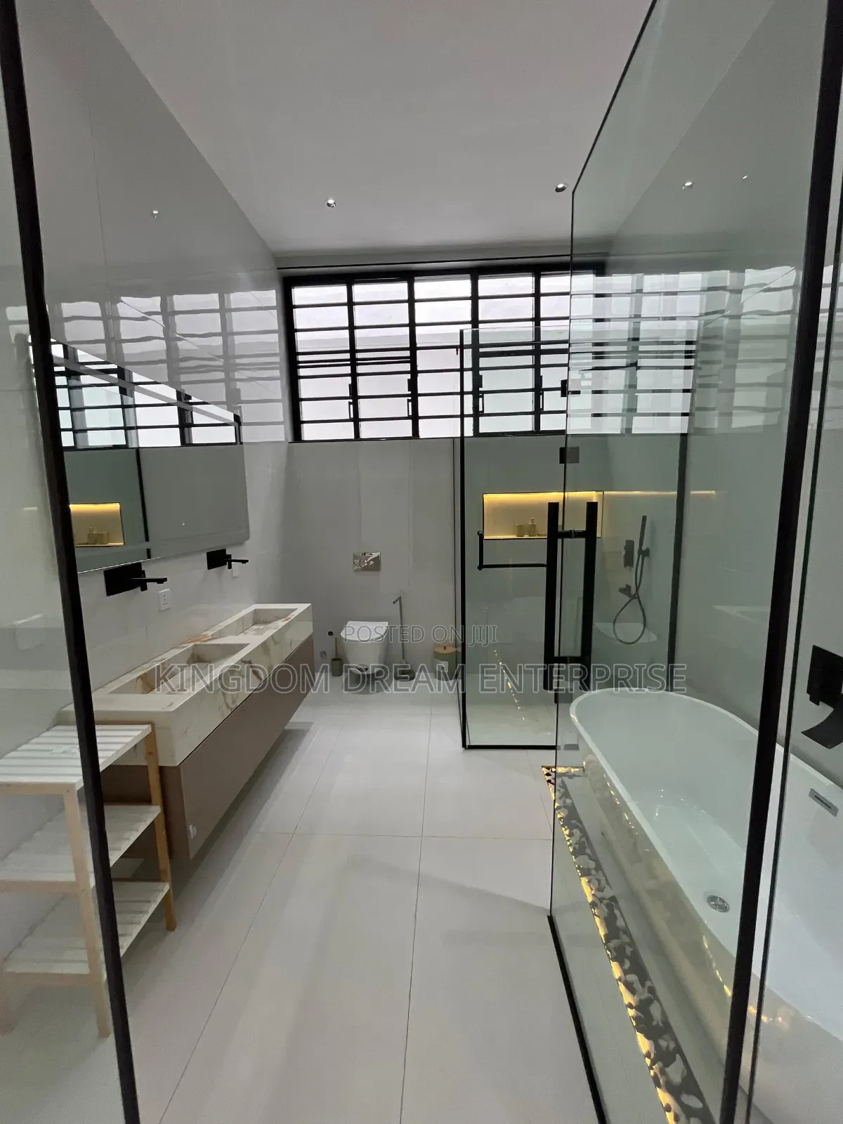 5bdrm Duplex in Orchid Lekki Lagos for sale in Lekki Expressway