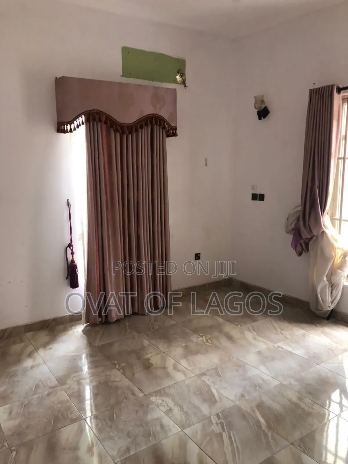 4bdrm Duplex in Lekki County, Ikota for rent in Ikota