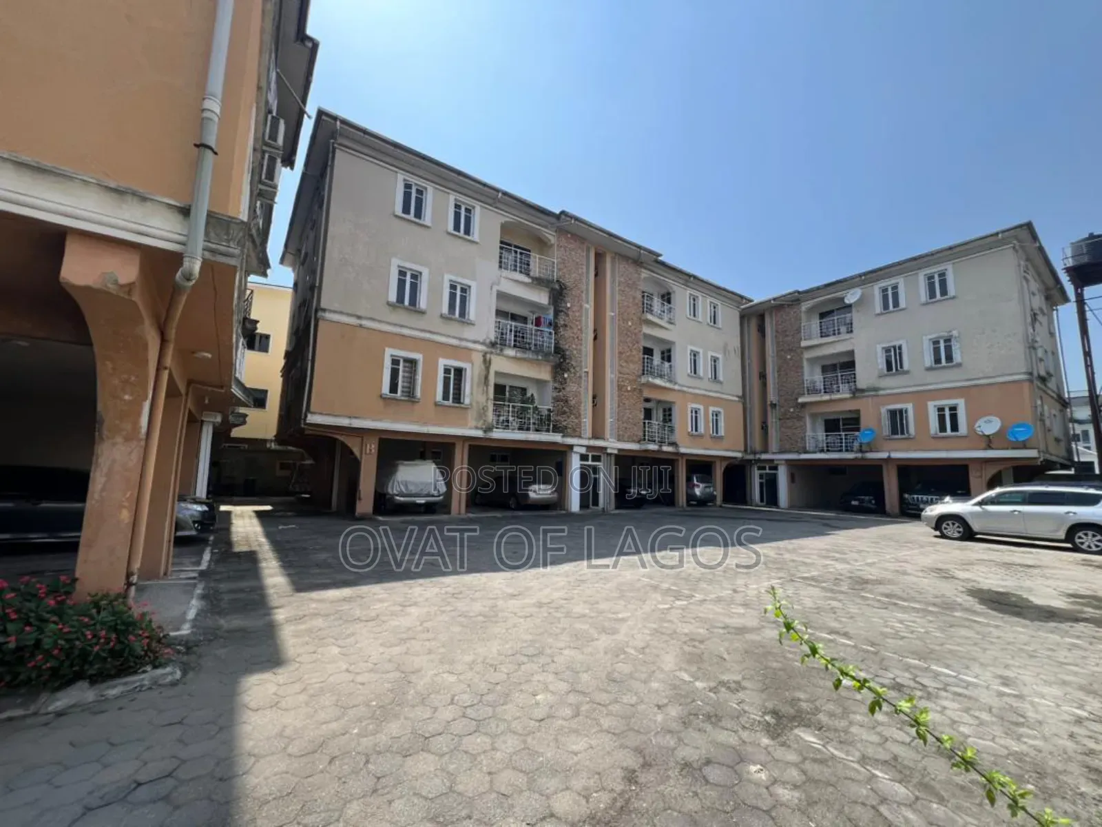 3bdrm Apartment in Oniru, Victoria Island for sale in Victoria Island