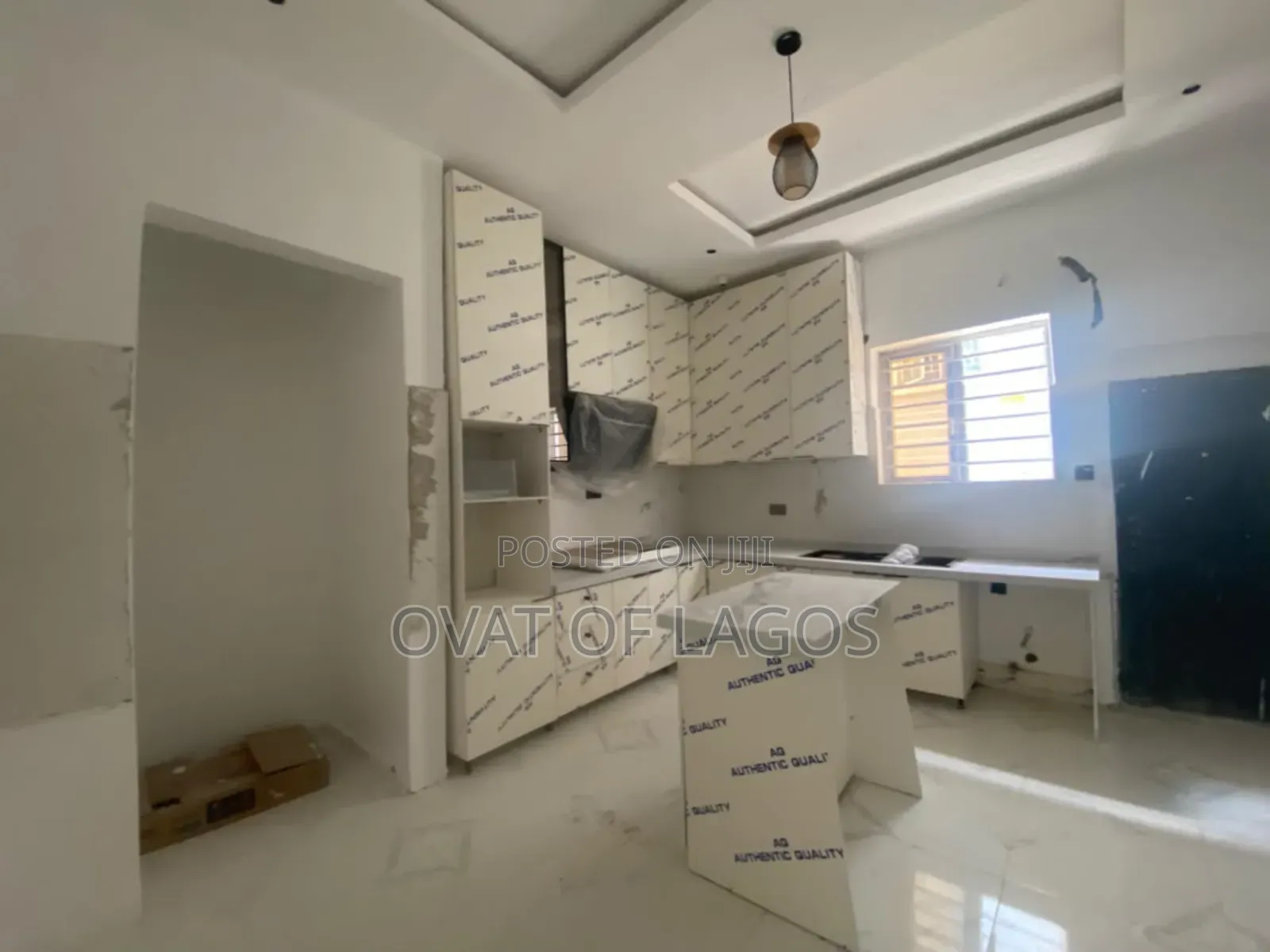 5bdrm Duplex in Ikota for sale in Ikota