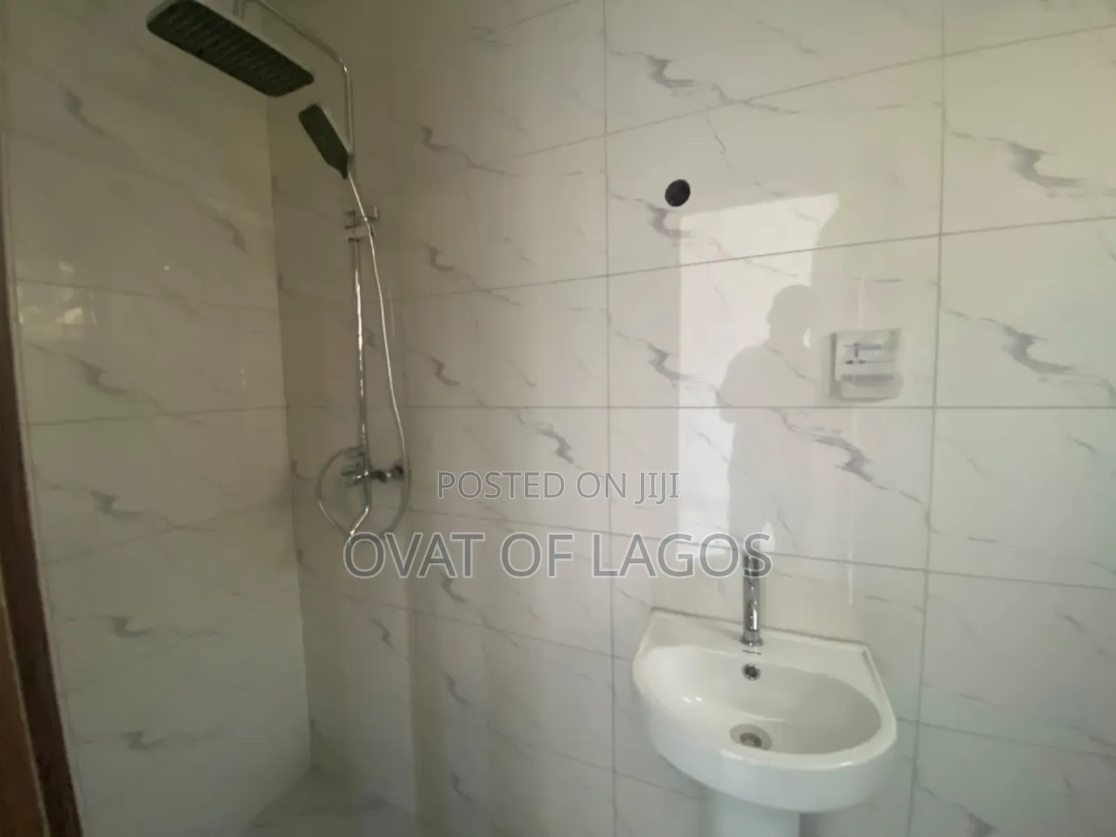 2bdrm Duplex in Ikate for rent in Ikate