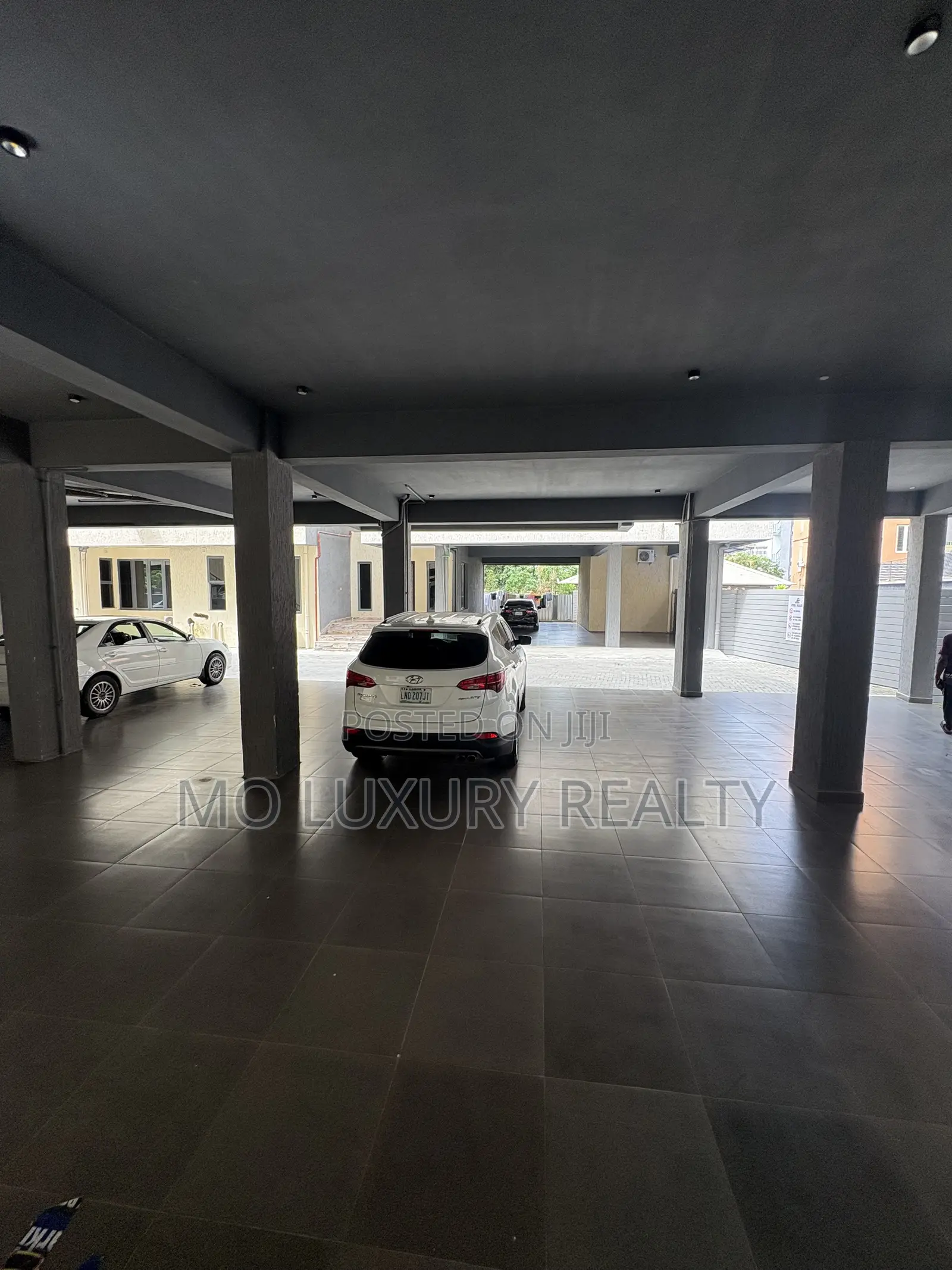 2 Bedroom Apt Shortlet in Lekki Phase 1