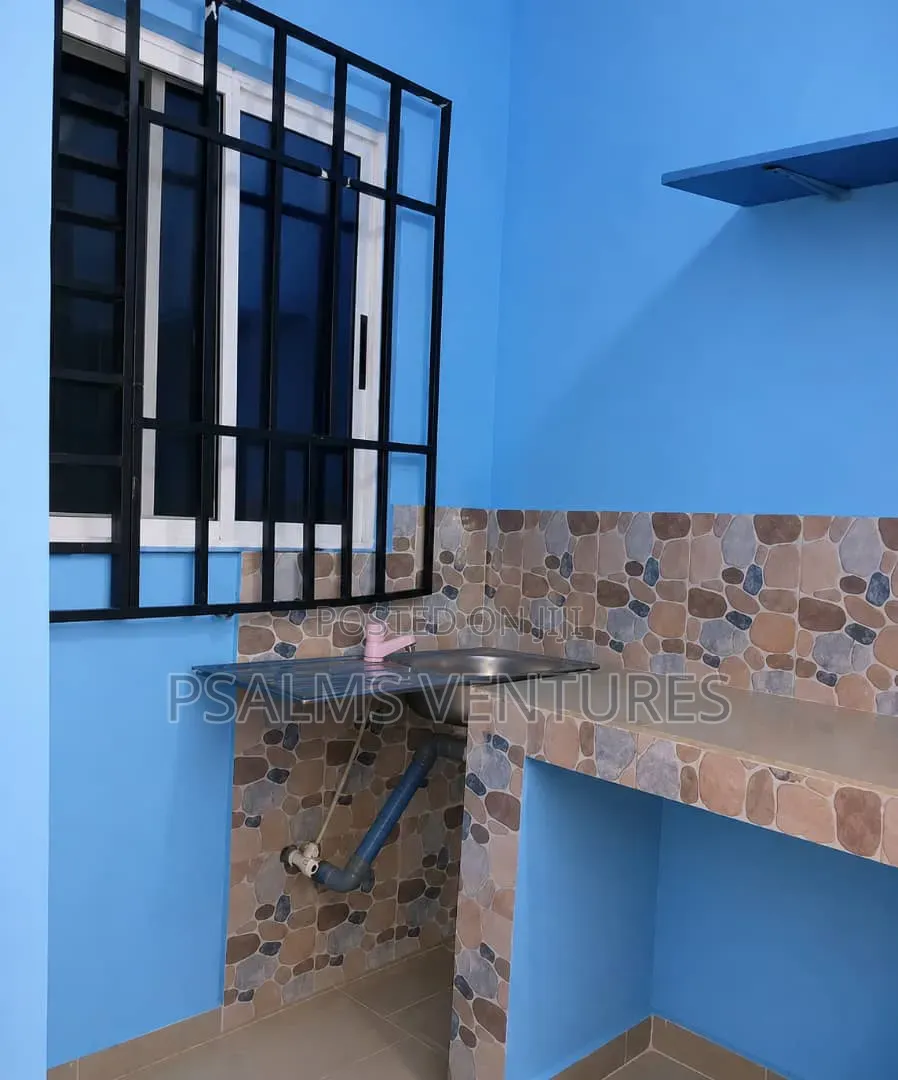 Furnished Studio Apartment in Agege, Cement for rent in Cement