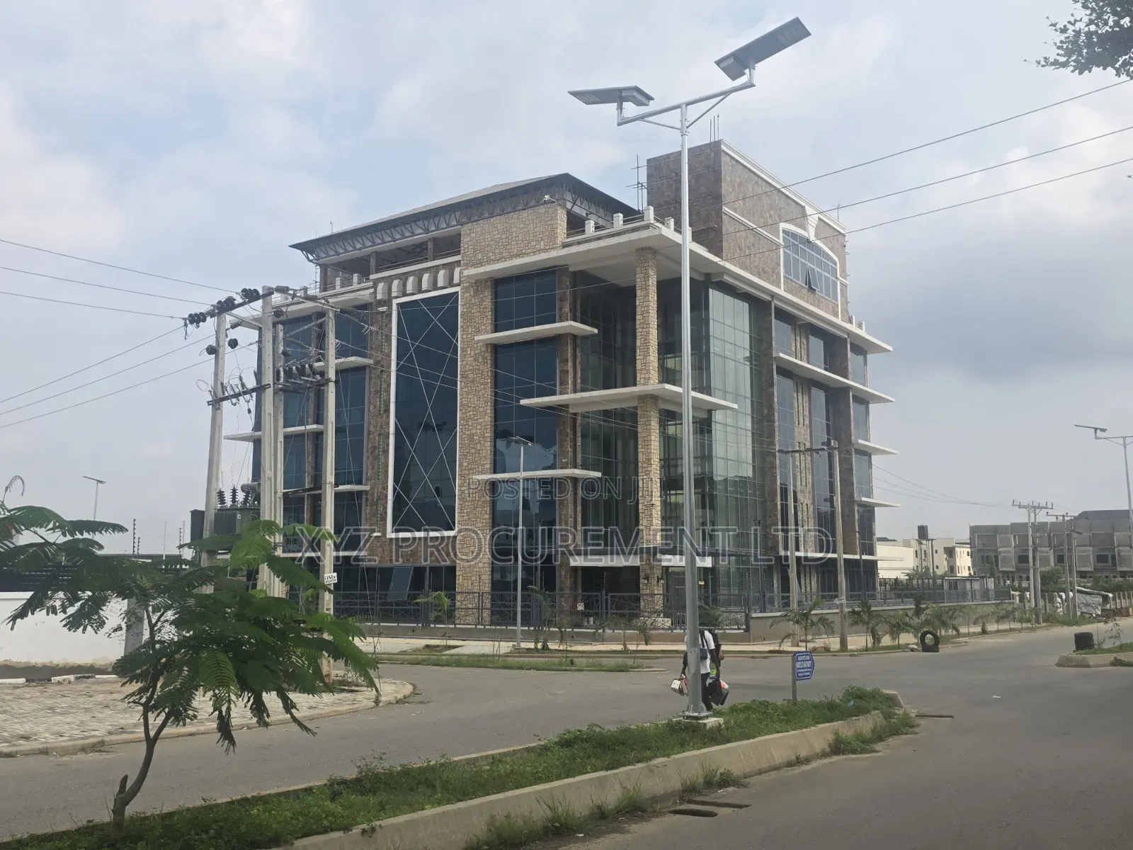 Massive Building for Sale in Jahi Main in Jahi